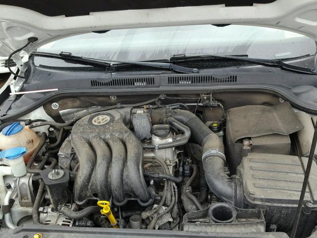 3VW2K7AJ5FM259086 - 2015 VOLKSWAGEN JETTA BASE Սպիտակ լուսանկար 7