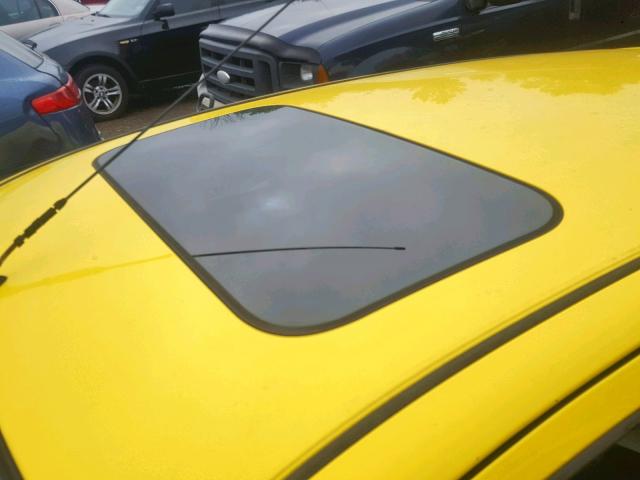 3FAFP31N35R135116 - 2005 FORD FOCUS ZX3 YELLOW photo 9
