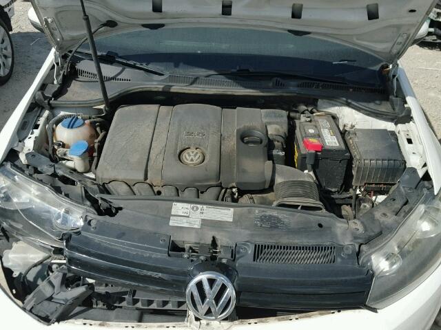 WVWAA7AJ3BW231895 - 2011 VOLKSWAGEN GOLF 白色 照片 7