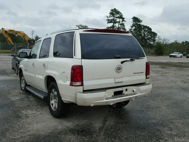 1GYEK63N45R212665 - 2005 CADILLAC ESCALADE L WHITE photo 3