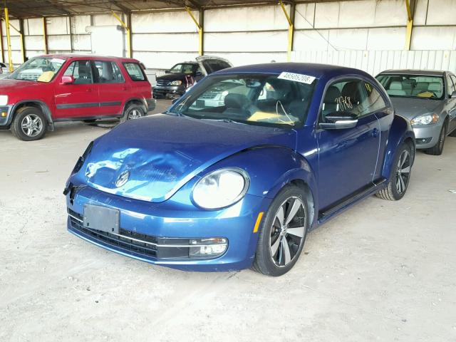 3VWV67AT5CM666310 - 2012 VOLKSWAGEN BEETLE TUR BLUE photo 2