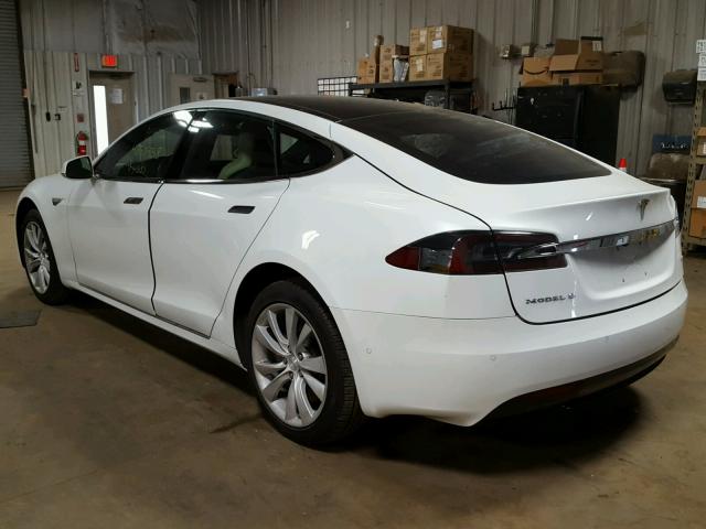 5YJSA1E27GF142265 - 2016 TESLA MODEL S WHITE photo 3