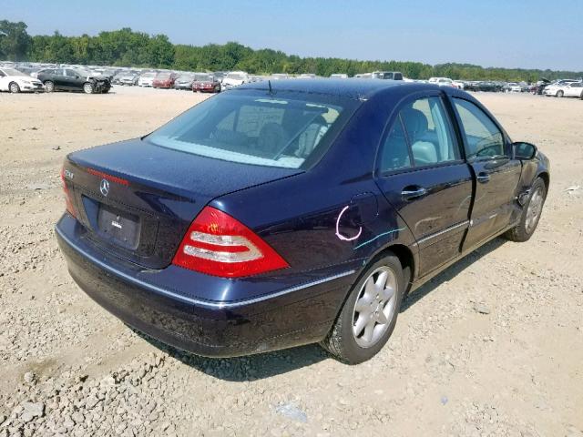 WDBRF61J32F193419 - 2002 MERCEDES-BENZ C 240 BLUE photo 4