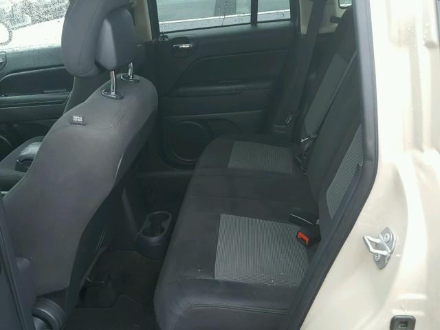 1C4NJDBB0HD154527 - 2017 JEEP COMPASS SP 棕色 照片 6