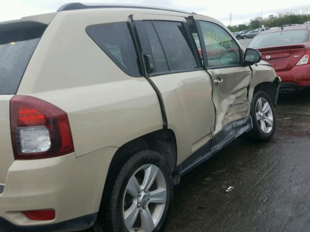 1C4NJDBB0HD154527 - 2017 JEEP COMPASS SP 棕色 照片 9