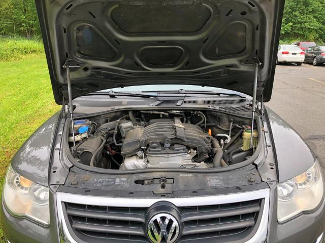 WVGBE77L59D017235 - 2009 VOLKSWAGEN TOUAREG 2 CHARCOAL photo 8