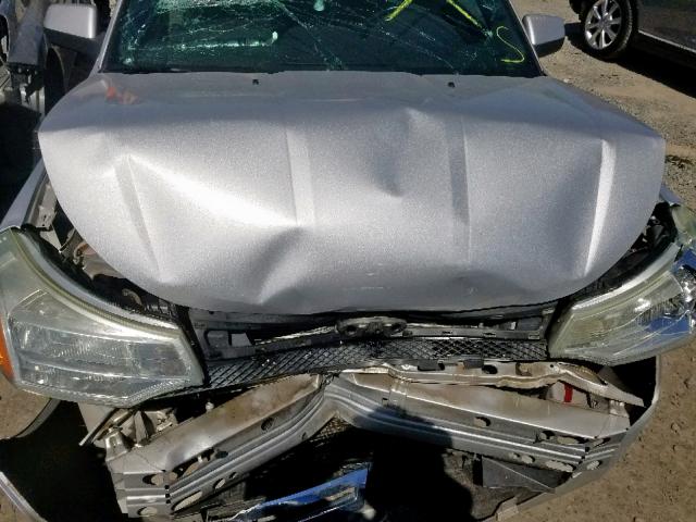 1FAHP36N29W218086 - 2009 FORD FOCUS SES SILVER photo 7