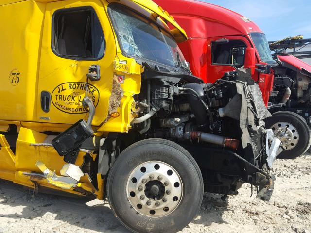 3AKJGLD50FSGF7617 - 2015 FREIGHTLINER CASCADIA 1 YELLOW photo 9