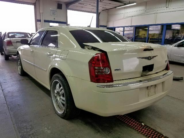 2C3LK33G38H126771 - 2008 CHRYSLER 300 LIMITE WHITE photo 3