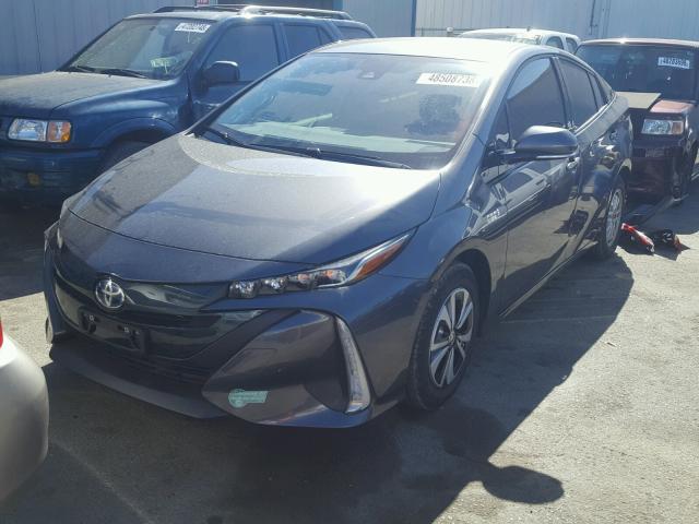 JTDKARFP5H3045461 - 2017 TOYOTA PRIUS PRIM ნაცრისფერი ფოტო 2