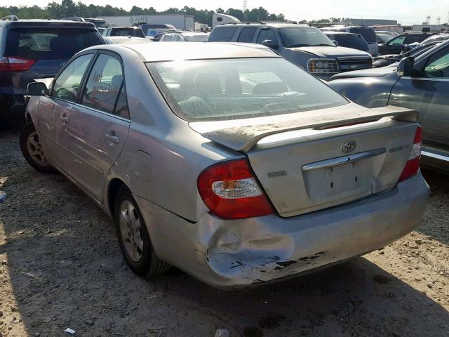 4T1BE32K52U074662 - 2002 TOYOTA CAMRY LE SILVER photo 3