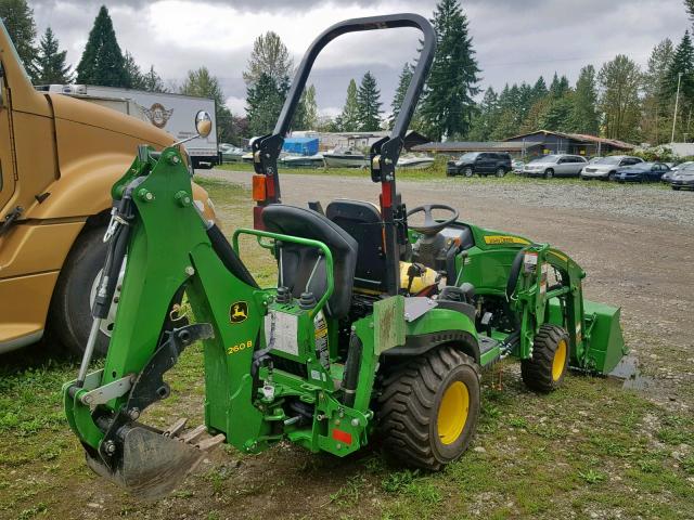 1LV1025RKHJ145111 - 2018 JOHN DEERE TRACTOR GREEN photo 4