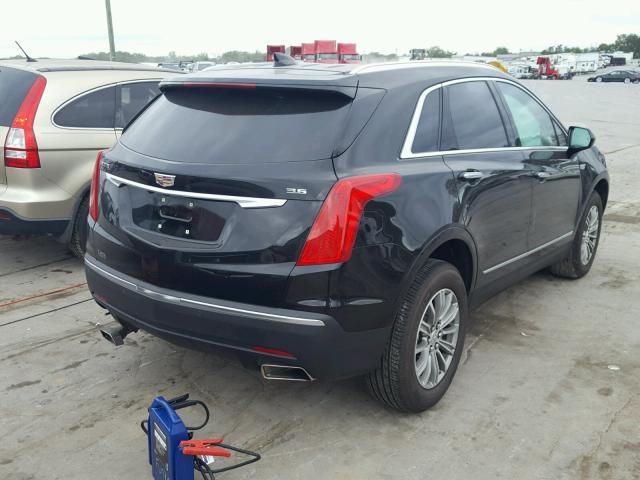 1GYKNBRS7HZ183859 - 2017 CADILLAC XT5 LUXURY BLACK photo 4