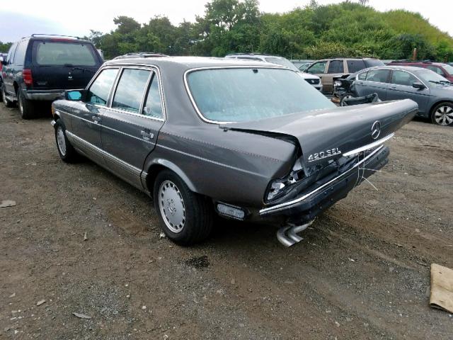 WDBCA35D2JA386633 - 1988 MERCEDES-BENZ 420 SEL GRAY photo 3