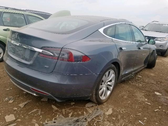 5YJSA1CNXDFP22490 - 2013 TESLA MODEL S GRAY photo 4