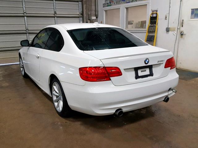 WBAKF9C54BE619402 - 2011 BMW 335 XI WHITE photo 3