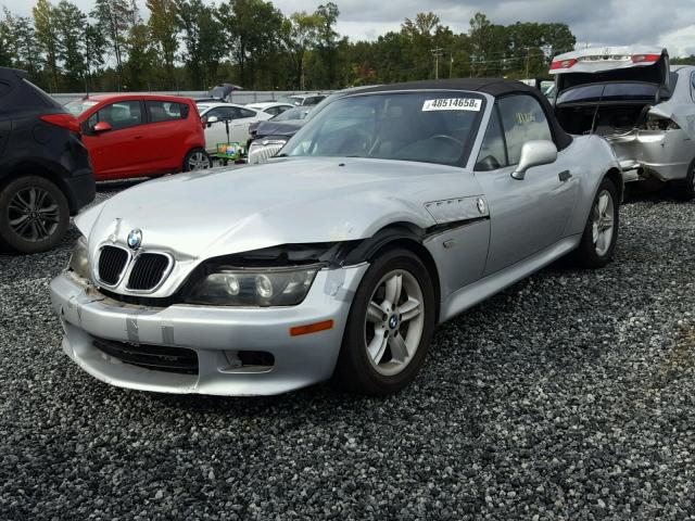 WBACH9340YLF89313 - 2000 BMW Z3 2.3 SILVER photo 2