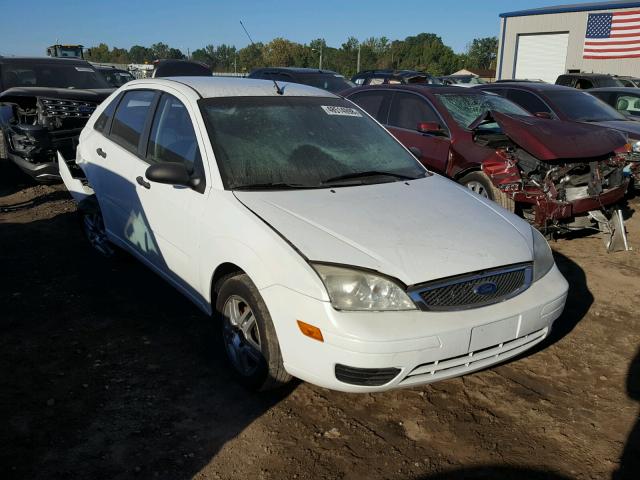 1FAFP34N16W246998 - 2006 FORD FOCUS ZX4 WHITE photo 1