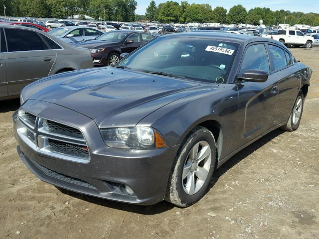 2C3CDXHG4EH318674 - 2014 DODGE CHARGER SX GRAY photo 2