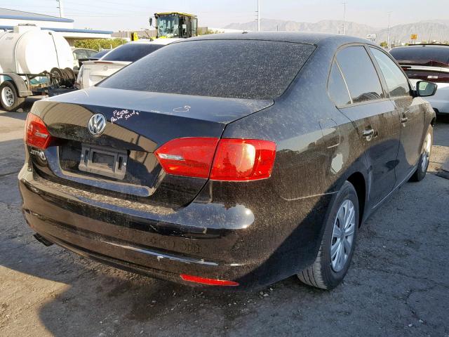 3VW2K7AJ7EM333414 - 2014 VOLKSWAGEN JETTA BASE BLACK photo 4