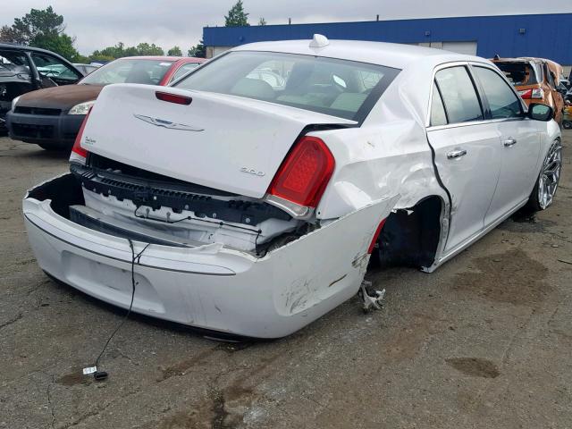 2C3CCAEG1JH140186 - 2018 CHRYSLER 300 LIMITE WHITE photo 4