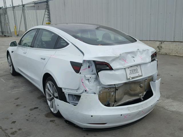 5YJ3E1EBXJF067741 - 2018 TESLA MODEL 3 თეთრი ფოტო 3