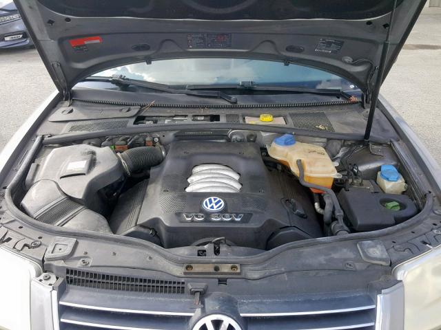 WVWWH63B23E088589 - 2003 VOLKSWAGEN PASSAT GLX Gümüş foto 7