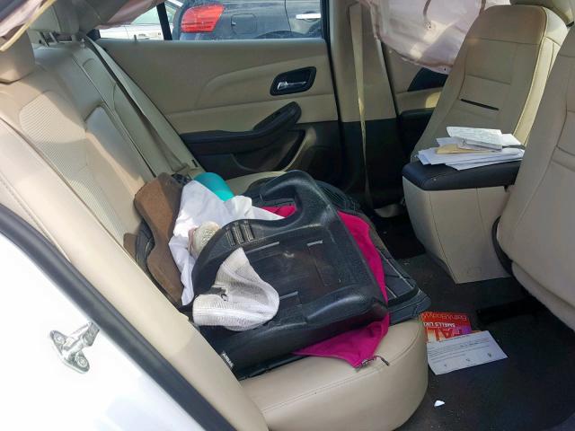 1G11C5SL1FF244741 - 2015 CHEVROLET MALIBU 1LT 白色 照片 6