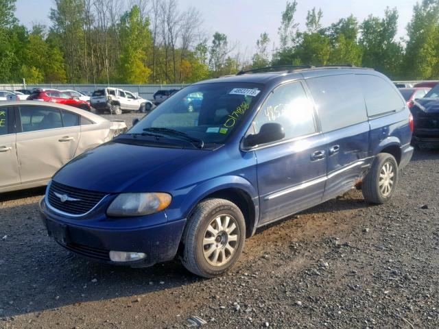 2C4GP54L03R134884 - 2003 CHRYSLER TOWN & COU BLUE photo 2