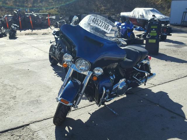 1HD1KWD16JB630923 - 2018 HARLEY-DAVIDSON FLHTK 115T BLUE photo 2