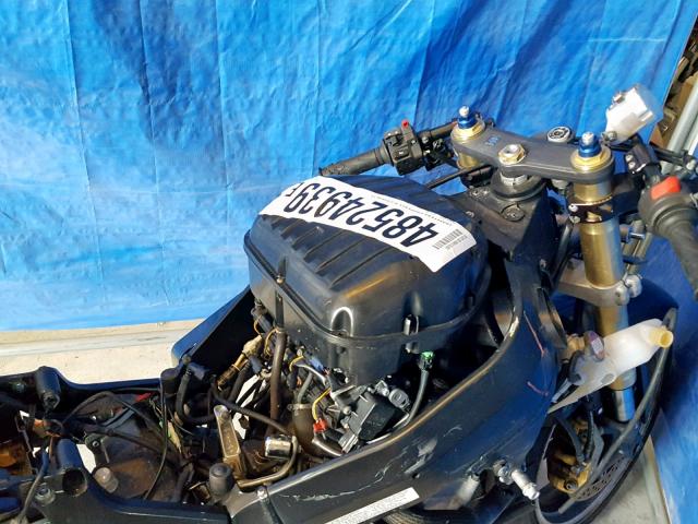 JS1GN7CA352100841 - 2005 SUZUKI GSX-R600 K BLACK photo 6