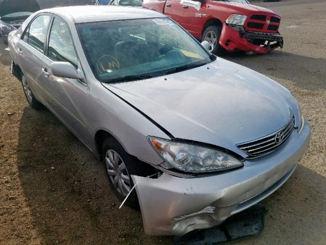 4T1BE30KX5U434578 - 2005 TOYOTA CAMRY LE SILVER photo 1