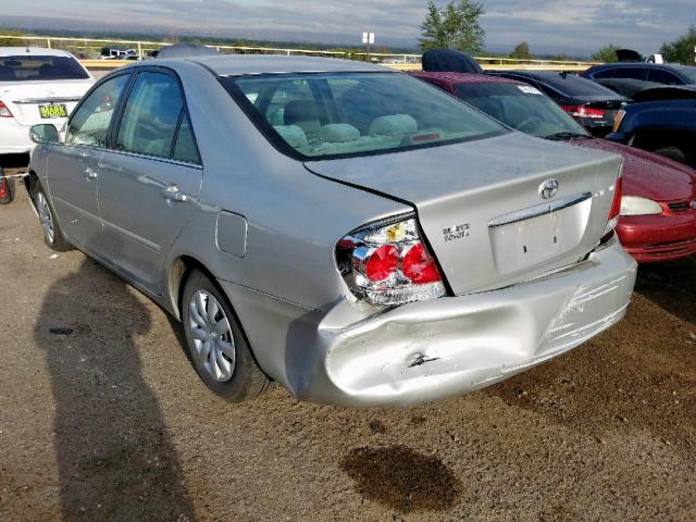 4T1BE30KX5U434578 - 2005 TOYOTA CAMRY LE SILVER photo 3