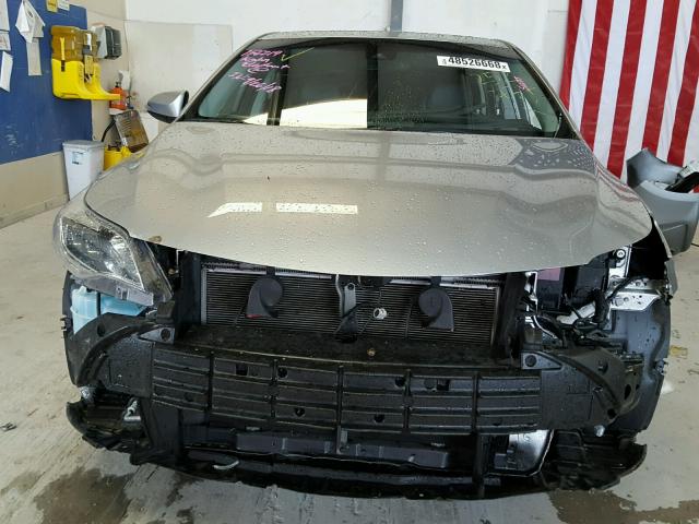 4T1BK1EB1HU252777 - 2017 TOYOTA AVALON XLE SILVER photo 9