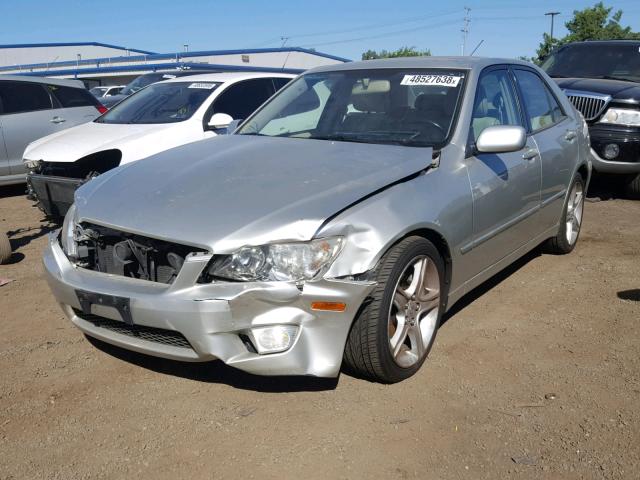 JTHBD192230068083 - 2003 LEXUS IS 300 SILVER photo 2