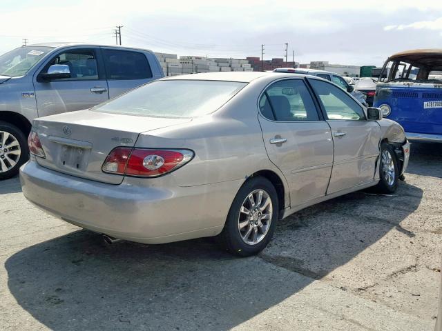 JTHBF30G320021710 - 2002 LEXUS ES 300 SILVER photo 4