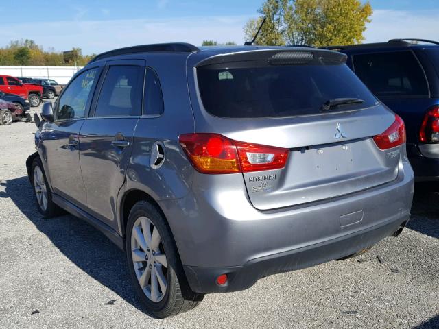 4A4AR4AU4DE015671 - 2013 MITSUBISHI OUTLANDER GRAY photo 3