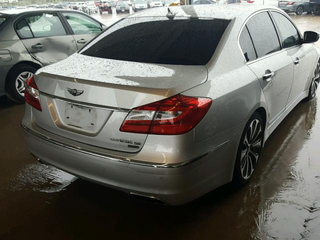 KMHGC4DH3CU160508 - 2012 HYUNDAI GENESIS 5. SILVER photo 4