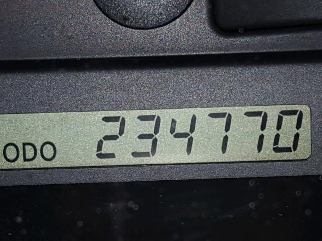 4T1BE32K33U751340 - 2003 TOYOTA CAMRY LE ვერცხლისფერი ფოტო 8