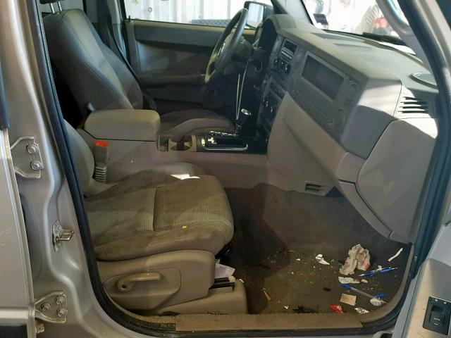 1J8HG48P57C573419 - 2007 JEEP COMMANDER ვერცხლისფერი ფოტო 5