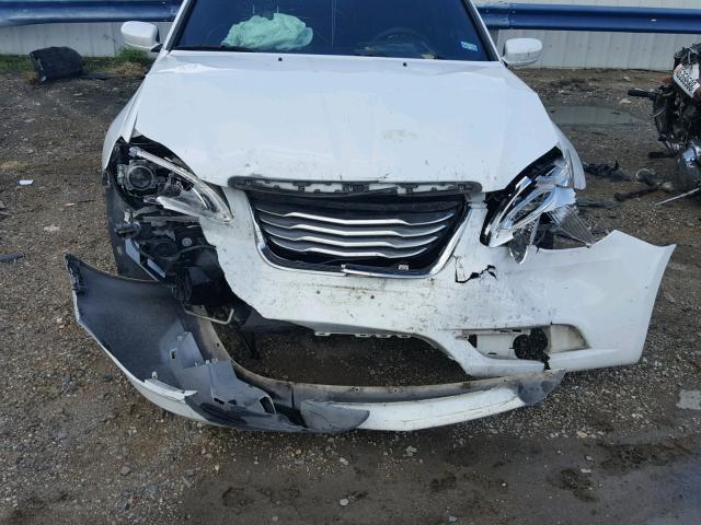 1C3CCBAB6CN319902 - 2012 CHRYSLER 200 LX WHITE photo 9