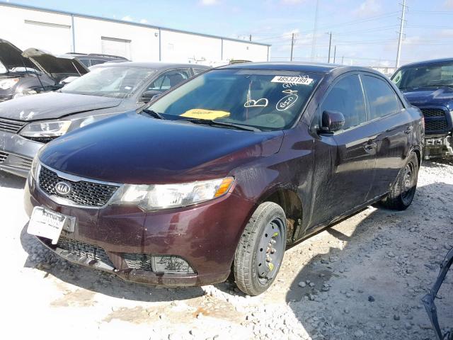 KNAFU4A2XB5357064 - 2011 KIA FORTE EX BURGUNDY photo 2