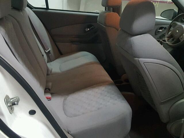 1G1ZT54805F269642 - 2005 CHEVROLET MALIBU LS 白色 照片 6