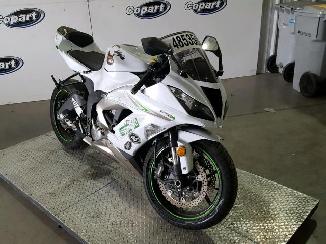 JKBZXJE11HA025754 - 2017 KAWASAKI ZX636 E WHITE photo 1