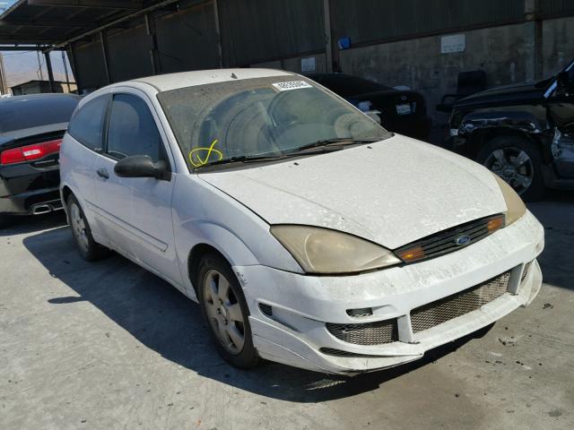 3FAFP31341R223228 - 2001 FORD FOCUS ZX3 WHITE photo 1