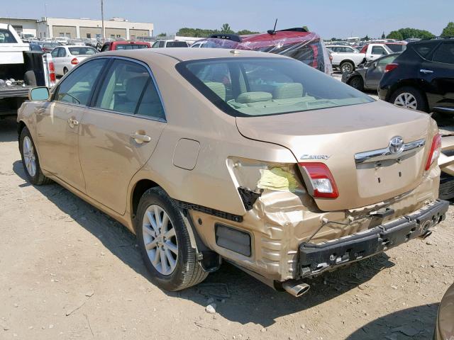 4T1BK3EK7BU126216 - 2011 TOYOTA CAMRY SE GOLD photo 3