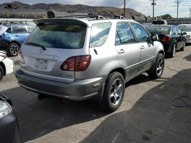 JT6GF10U3Y0053705 - 2000 LEXUS RX 300 SILVER photo 4