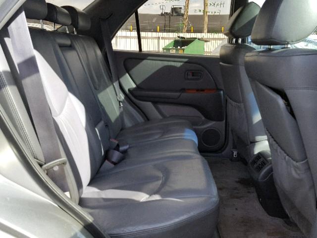 JT6GF10U3Y0053705 - 2000 LEXUS RX 300 SILVER photo 6