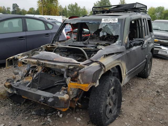 1J8HG48K18C230452 - 2008 JEEP COMMANDER GREEN photo 2