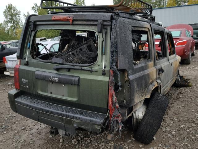 1J8HG48K18C230452 - 2008 JEEP COMMANDER GREEN photo 4